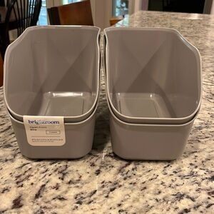 Bundle of four new bright room, bathroom storage containers